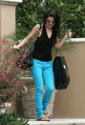 b8fb8c15566147.gif