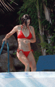 0dfd3e22703589 Jennifer Aniston and Courteney Cox   Beach Bikini Beauties