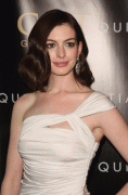 Hollywood Actresses - Actress Anne Hathaway - Valentino: The Last Emperor New York Premiere