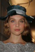 ae123e36160300.gif