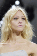 Sasha Pivovarova F8daea51181952