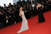 a90b8880532375.gif